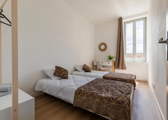 L\'abeille - T3 chaleureux avec 2 chambres et 1 canapé lit